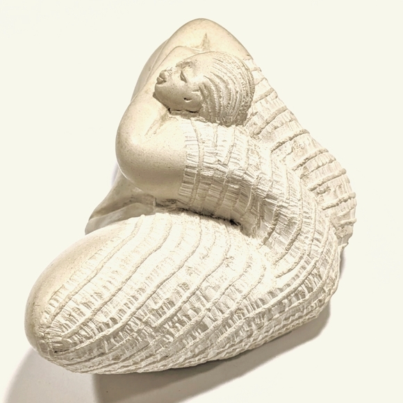 L. Dona Vintage River Stone Carved Serene Self Hug Sitting Woman - Picture 2 of 6